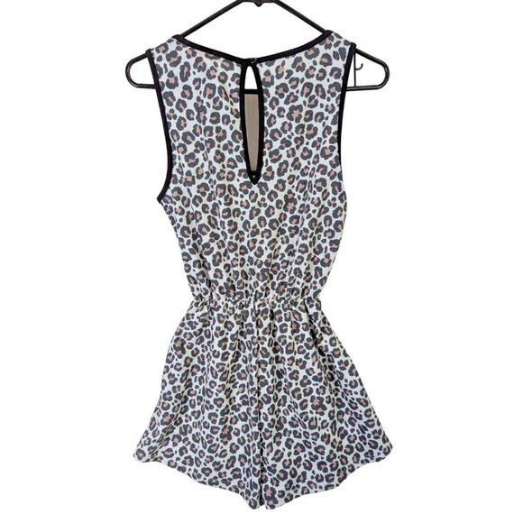 Pink Lily Women size S Animal Print Jumpsuit Romper Safari Leisure Lounge Outfit - Picture 11 of 11